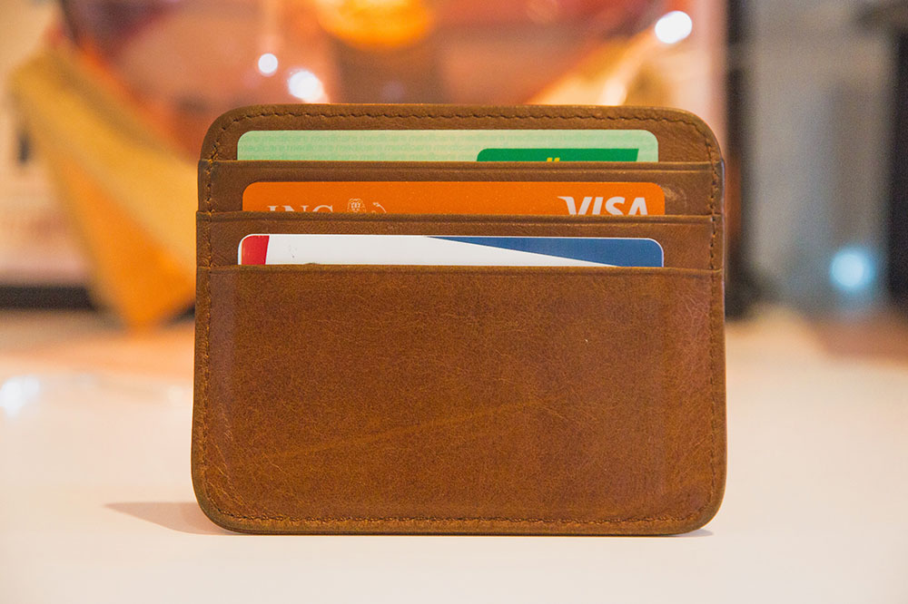 4 Simple Tips to Avoid Credit Card Debt