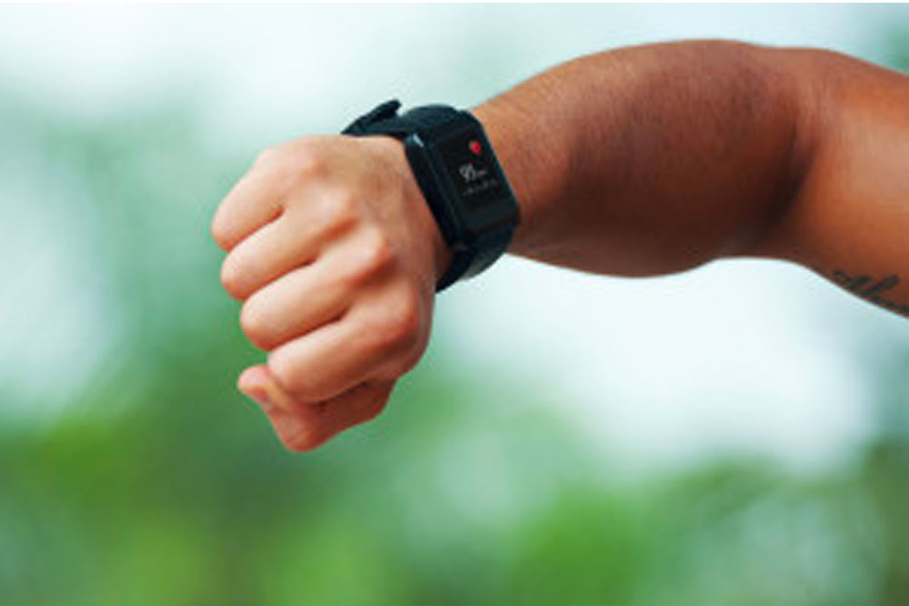 5 Popular Wearable Fitness Trackers for Teenagers