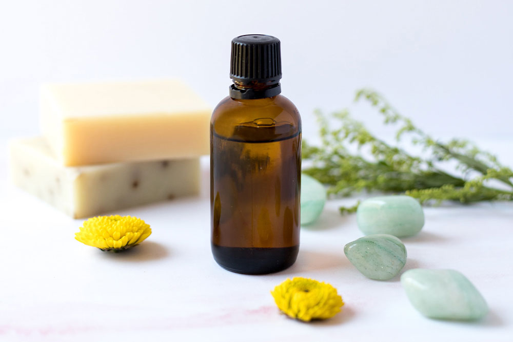 6 Things to Know about Essential Oils for Pets