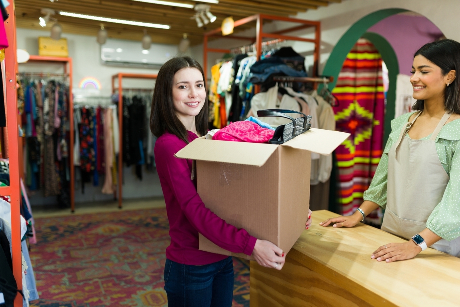 6 DIY Trendy Fashion Hacks to Save Money